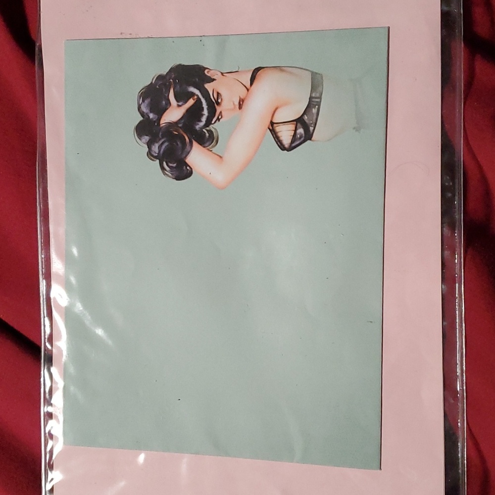 Betty page stationary